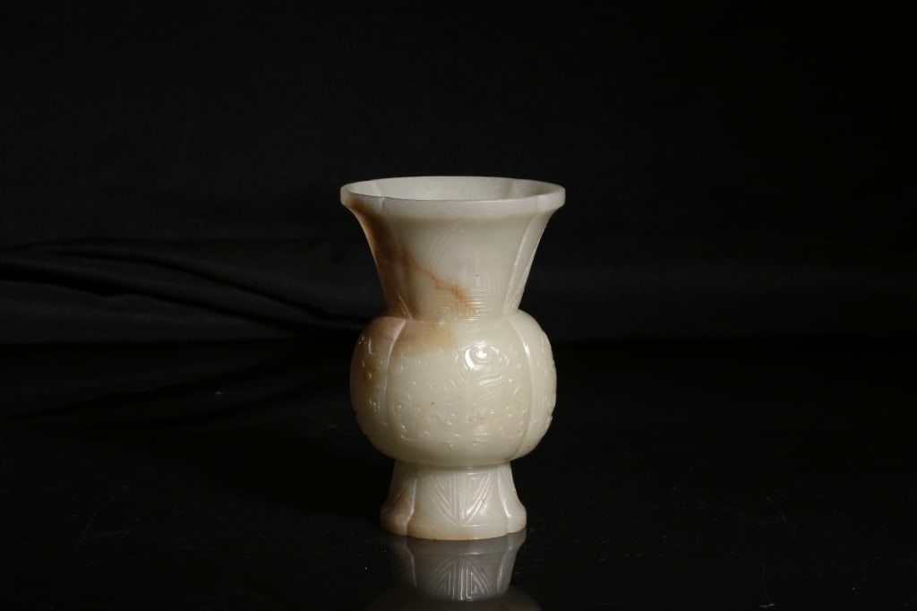 Chinese Jade Carved Vase (1 of 9)