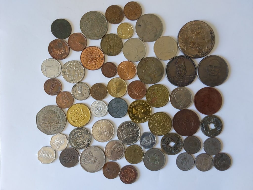 Lots of Worldwide Coins (1 of 8)