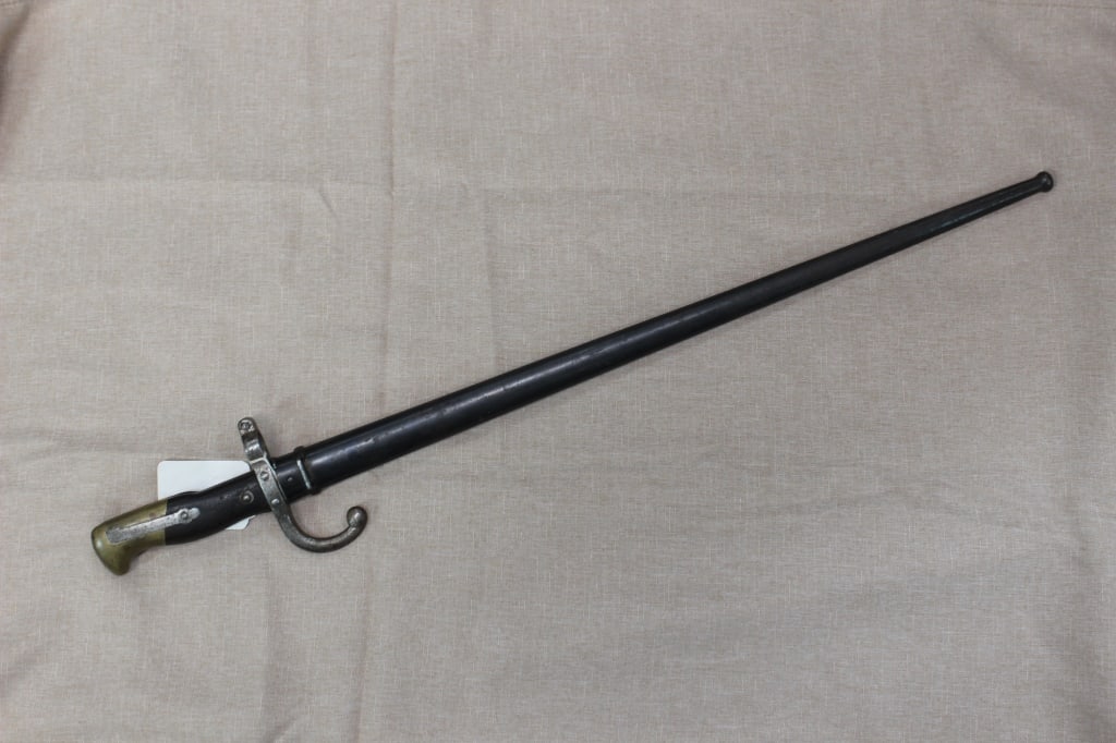 19th.C French Military Bayonet and Scabbard (1 of 7)