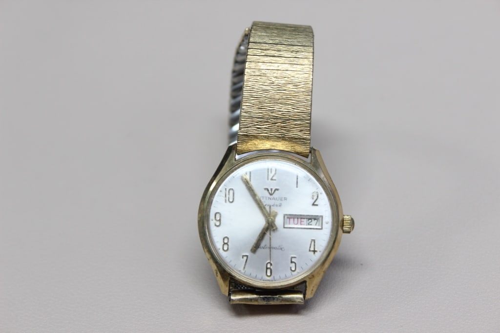 vintage Wittnauer Genev? Automatic Watch (1 of 5)