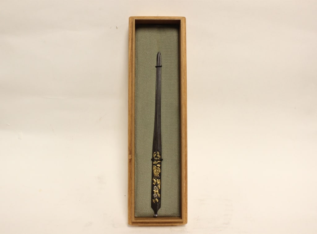 antique Japanese Kogai Set (traditional hairpins): set of antique Japanese Kogai (traditional hairpins), originally designed as utilitarian sword fittings (kodogu) before evolving into luxury hair accessories. Dimension : 8 1/4"L .