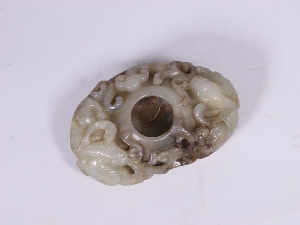 Chinese carved jade Washer w Chilong (1 of 10)