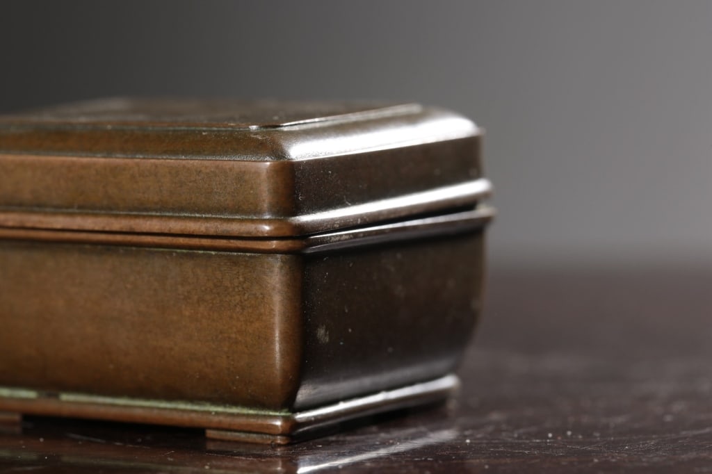 A Bronze Box - 3