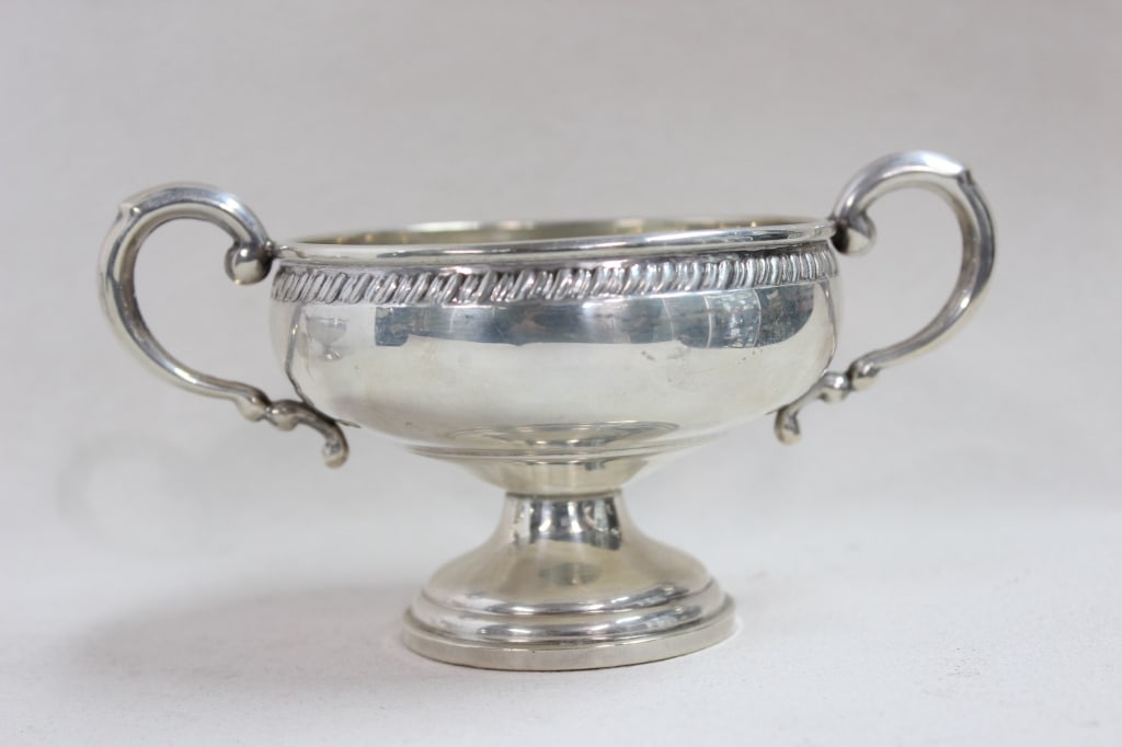 WEIGHTED STERLING SILVER CREAMER AND SUGAR BOWL (1 of 4)