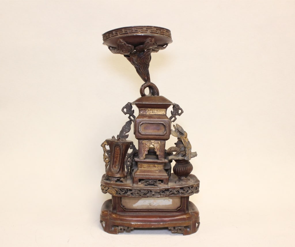 Antique Chinese carved scholar's hat stand (1 of 8)