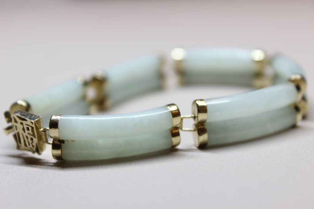 vintage celadon (light green) jade link bracelet: black onyx beaded Necklace