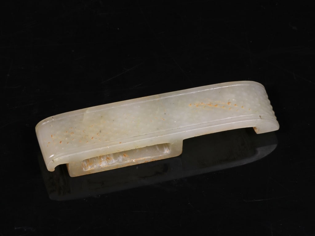 Chinese jade sword scabbard slide (zhi) (1 of 6)