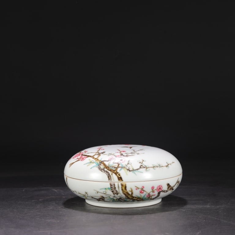 Chinese famile-rose porcelain seal paste box and c (1 of 7)