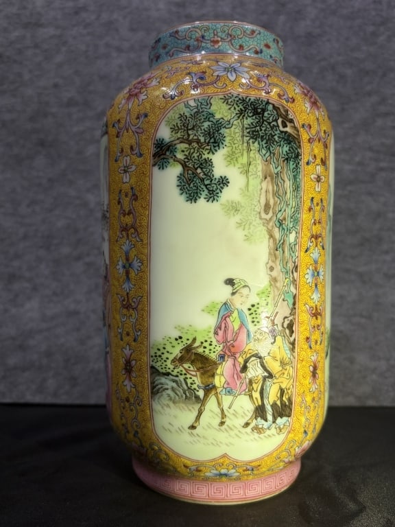 Chinese Famille Rose Porcelain lantern vase,Mark. (1 of 6)