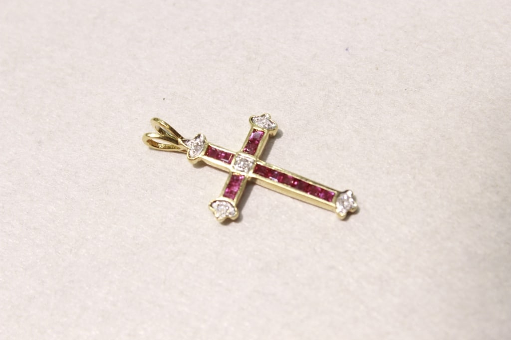 Fine 14K Ruby cross pendant - 2