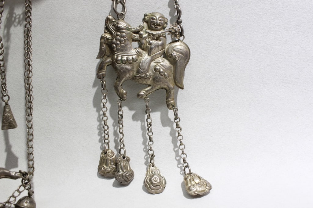 Antique Chinese silver chatelaines - 2