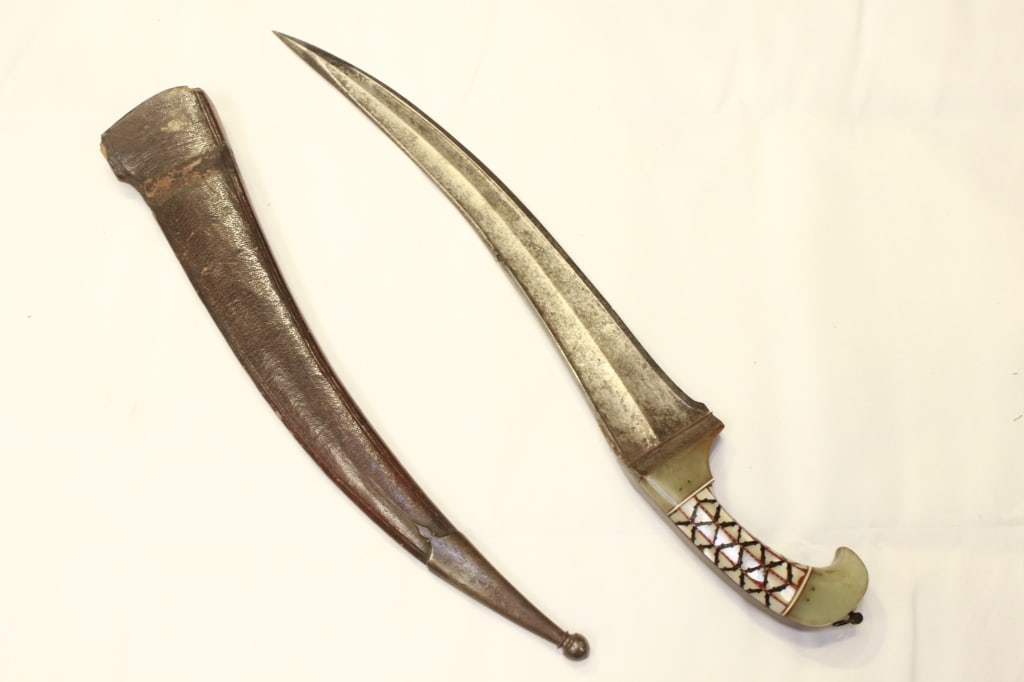 Antique Khanjar Dagger - 4