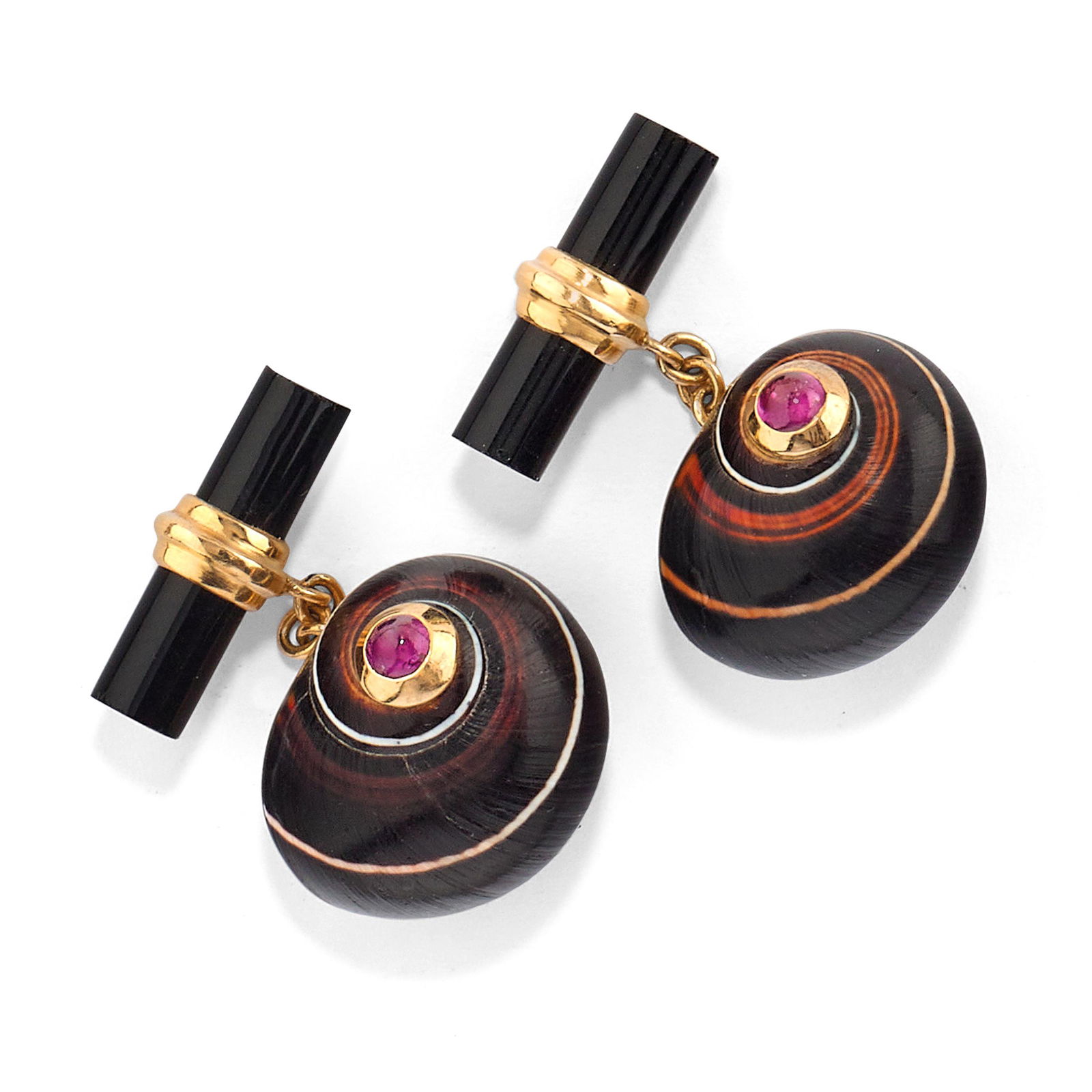 PAIRE DE BOUTONS DE MANCHETTE EN OR, COQUILLE, ONYX ET (1 of 1)