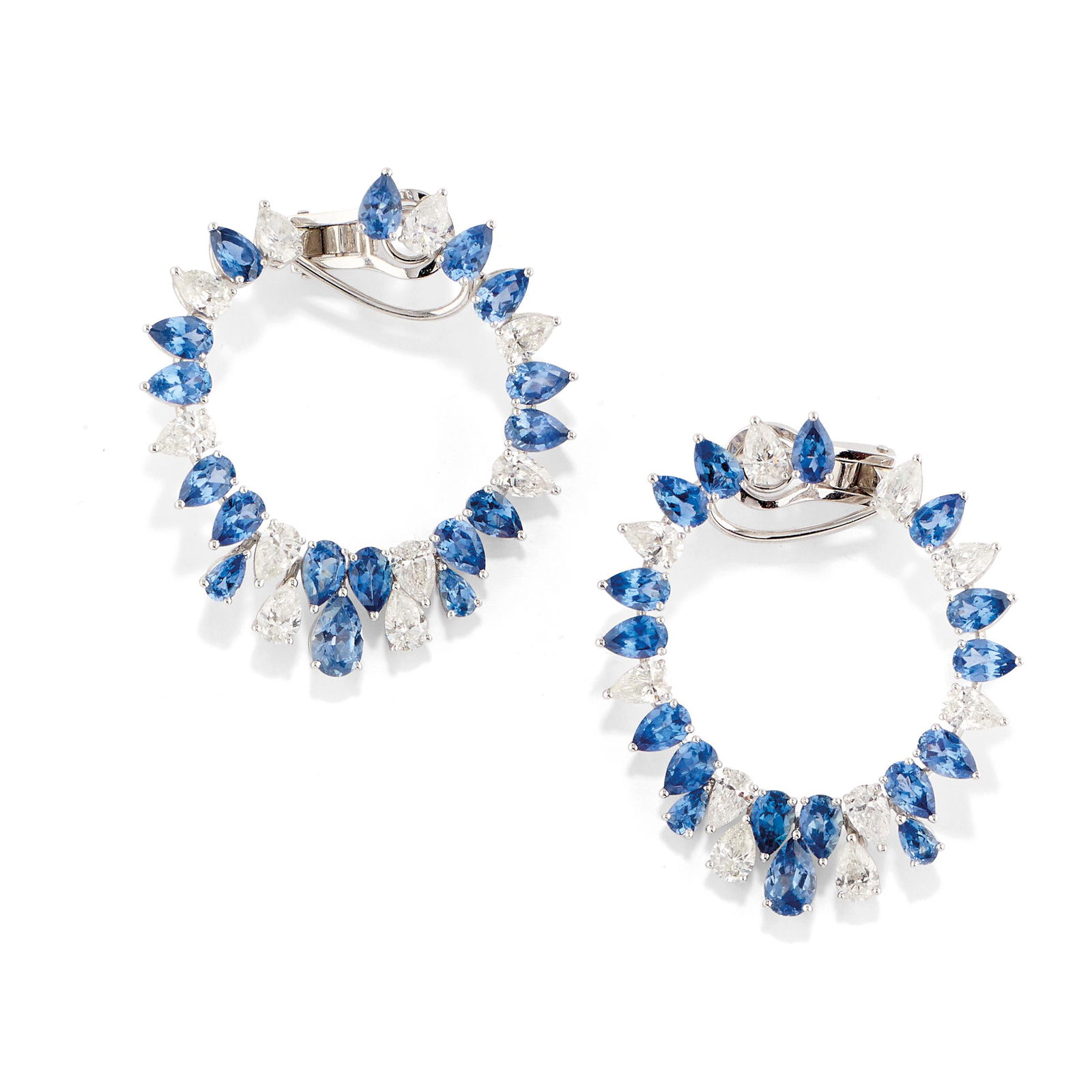 PAIRE DE BOUCLES D'OREILLES CRÃ‰OLES EN OR, SAPHIRS ET (1 of 1)