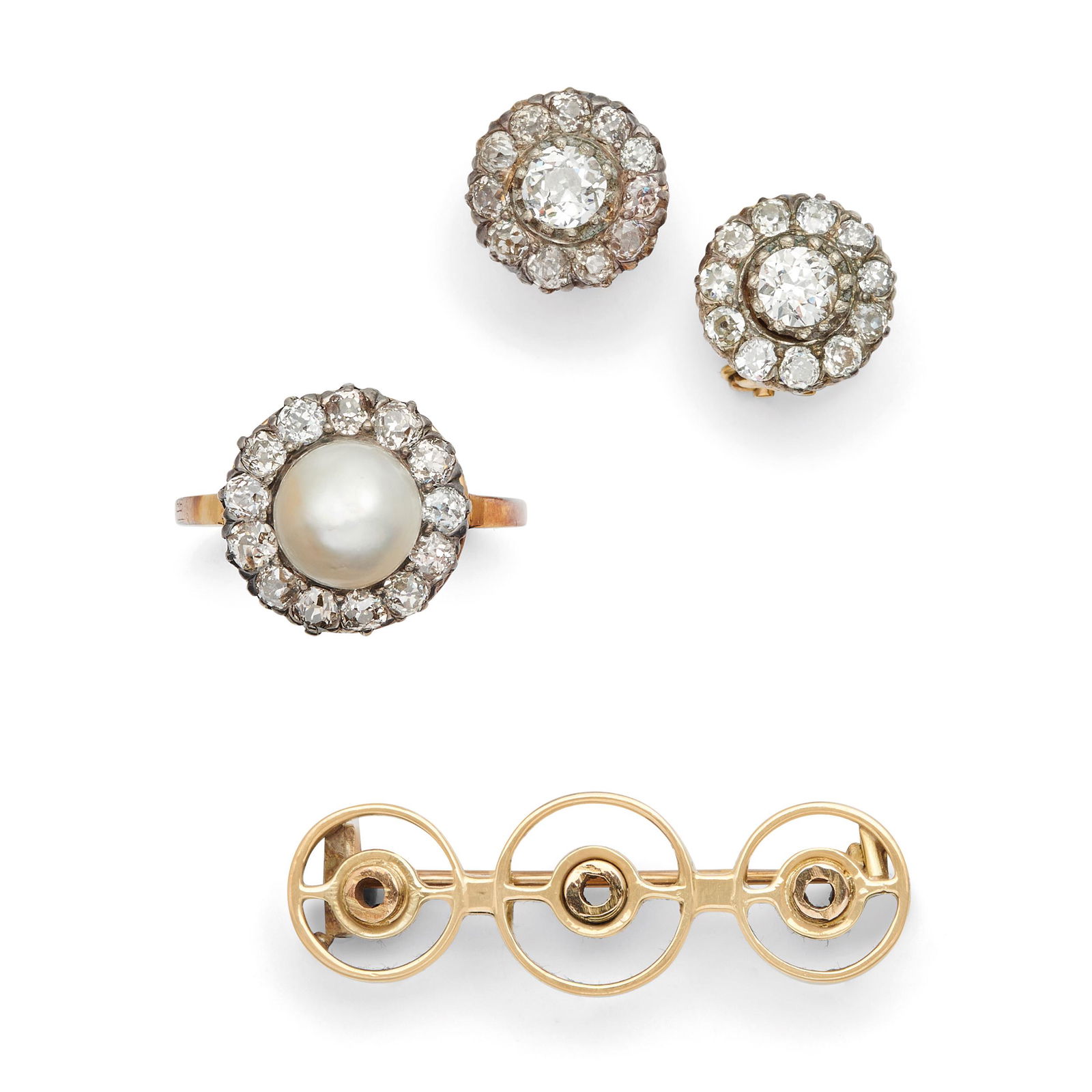 PAIRE DE BOUCLES D'OREILLES ET BAGUE EN OR, ARGENT, (1 of 2)