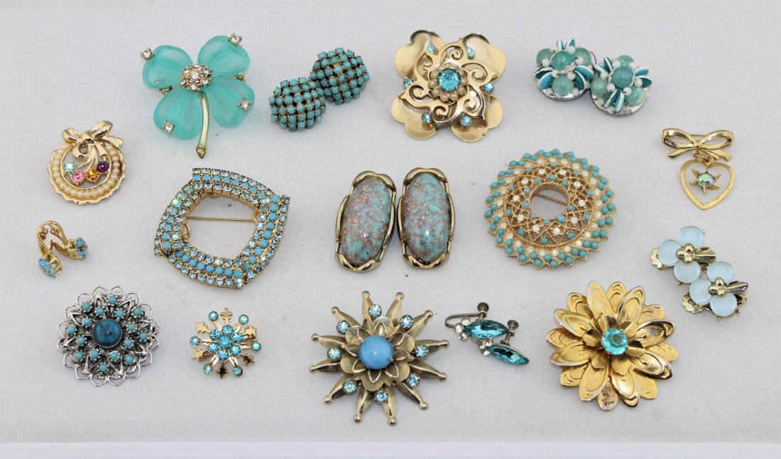 Vintage Blue Rhinestone Brooch & Earrings Lot (1 of 2)