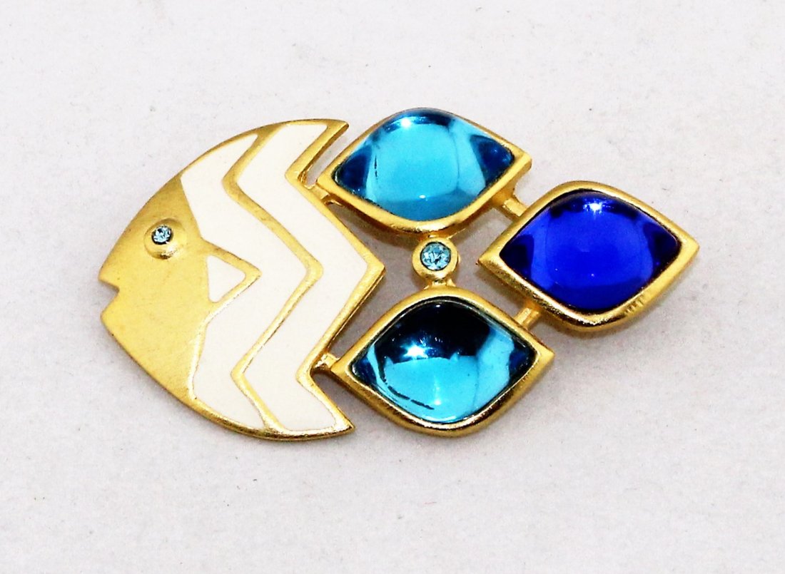 Vintage Enamel Rhinestone Fish Brooch Pin (1 of 2)