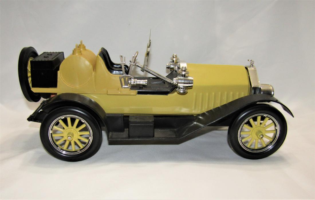 JIM BEAM Porcelain Plastic 1914 Stutz Bearcat Decanter