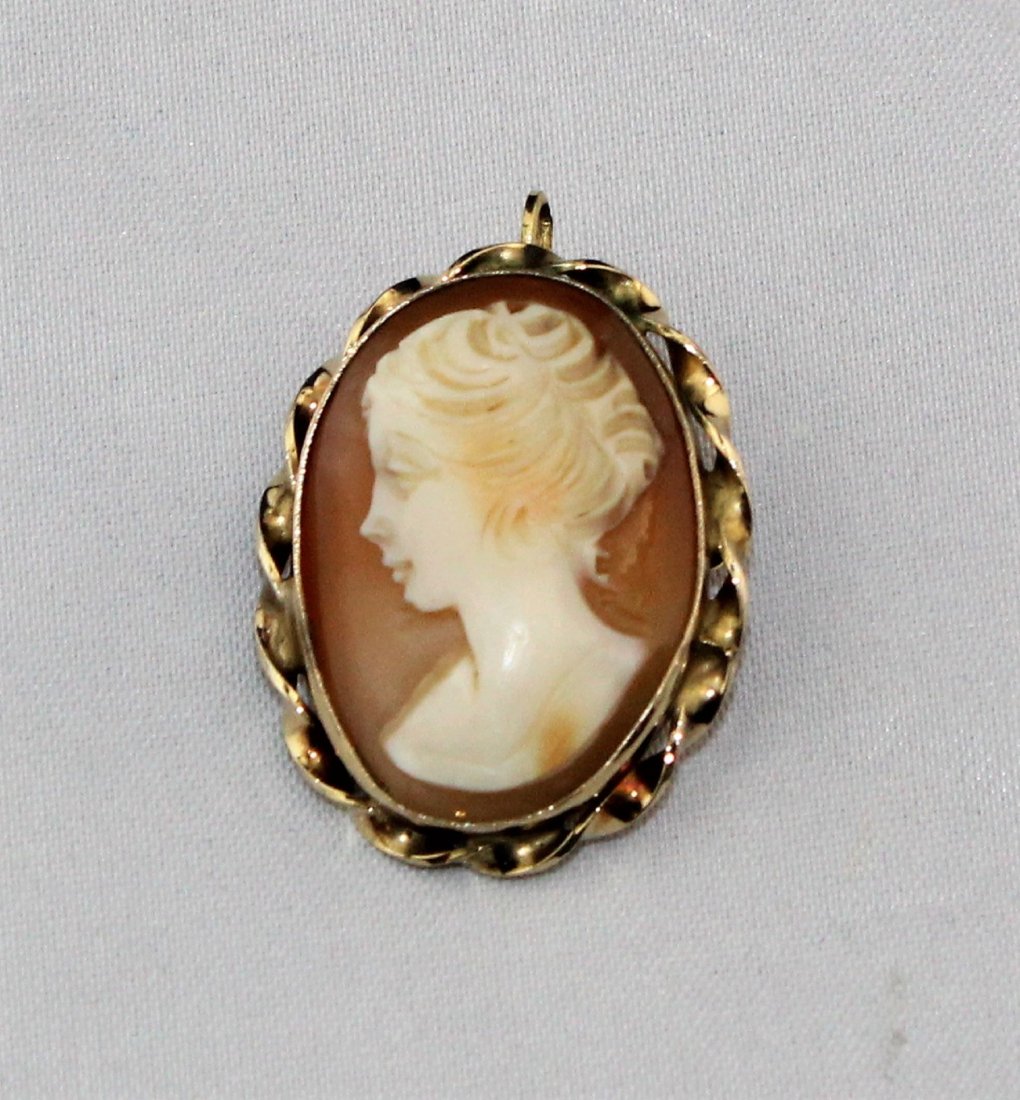 Vintage Carved Shell 12K GF Cameo Pendant by BAL RON: Vintage Carved Shell 12K Gold Filled Cameo Pin or Pendant by BAL RON. This petite pin/pendant is 1 3/8" from the top of the bale and 1 1/8" high from top of the cameo. The width is 1".