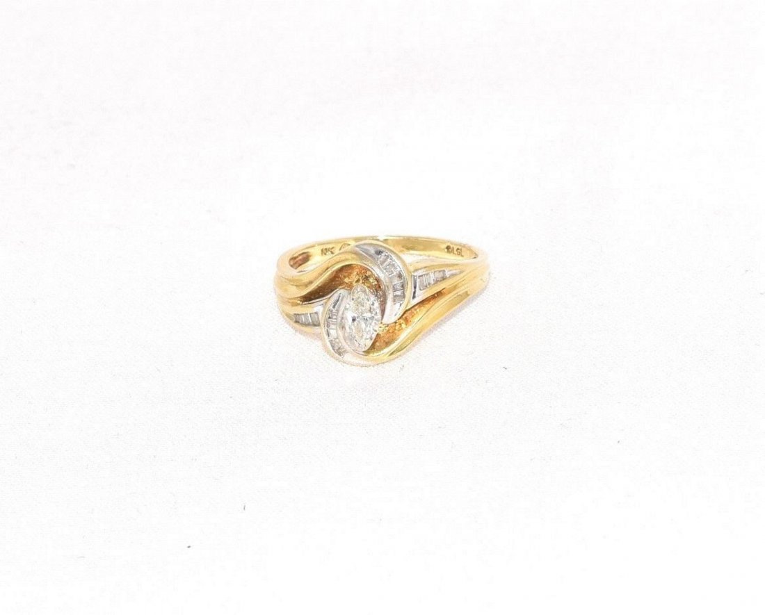 Leer Gem 1/4 Ct Diamond Engagement Ring Size 7 (1 of 5)