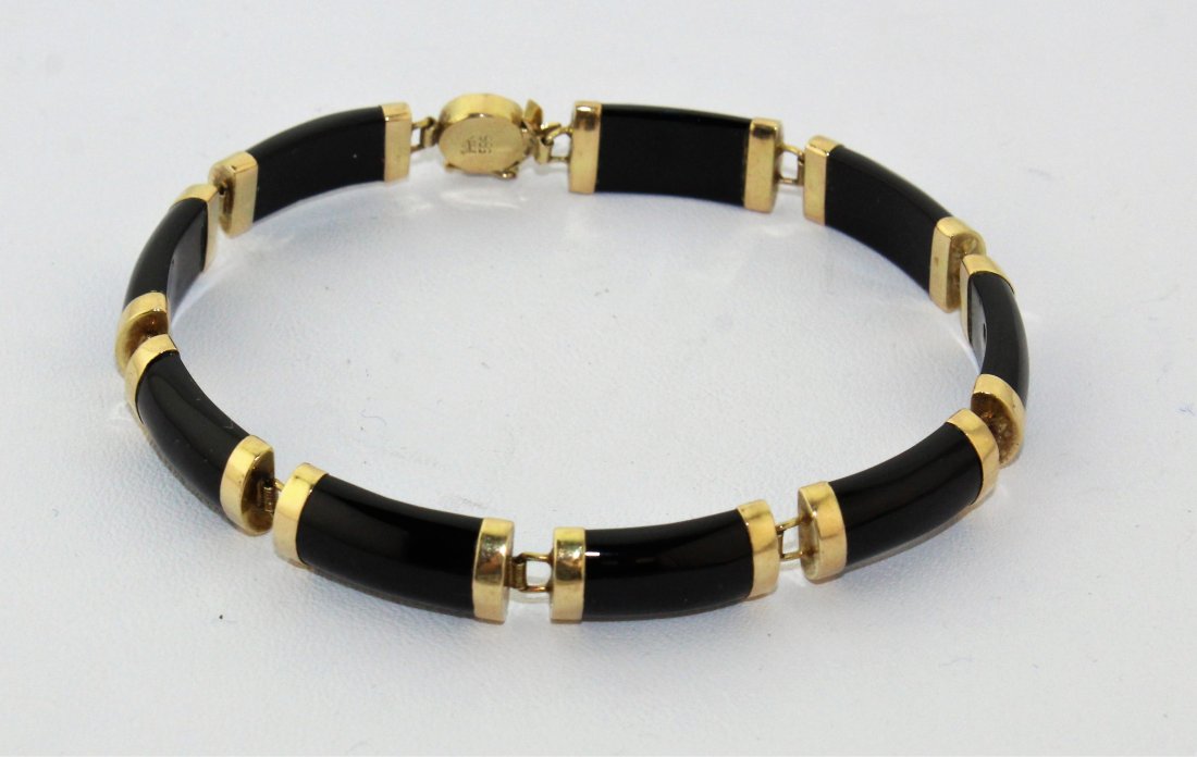 14k Yellow Gold Black Onyx Chinese Bracelet
