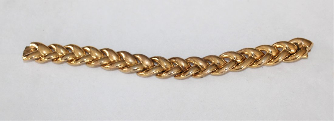 Vintage CINER Signed Chunky Gold Gilt Bracelet (1 of 3)