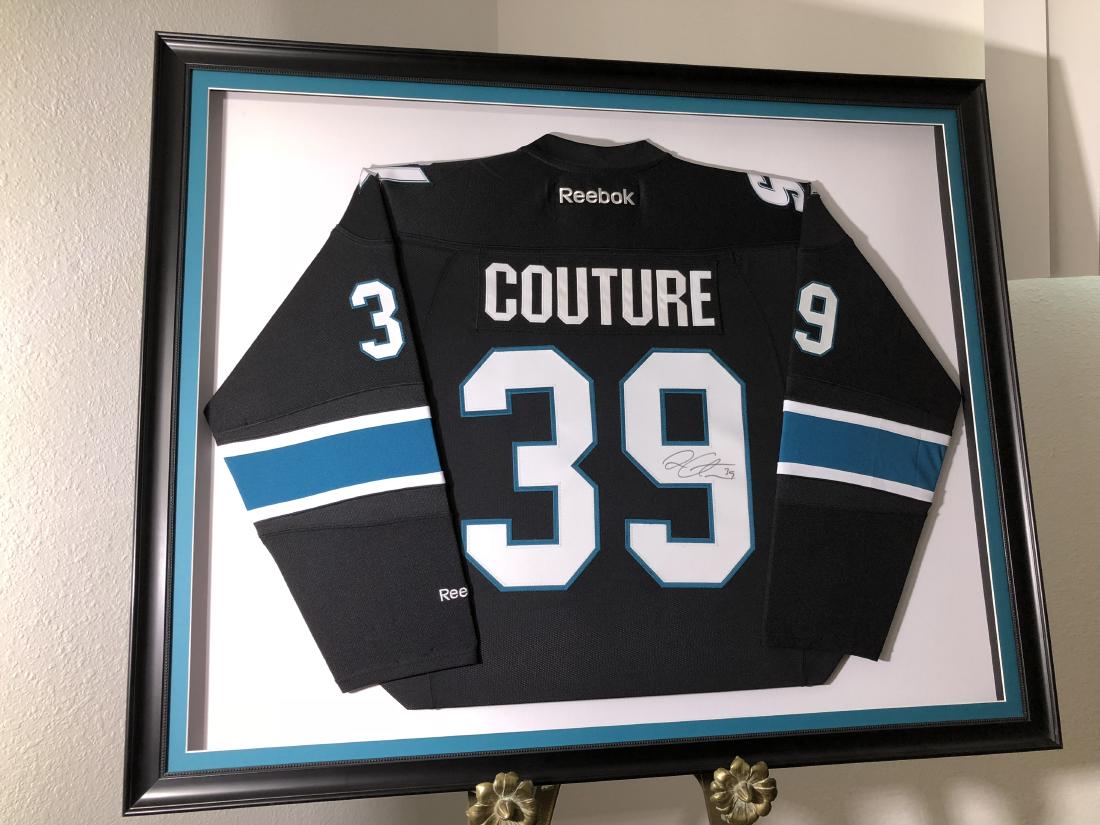 Set of Sharks Hockey Team Signed Poster 2008/2009 and (1 of 6)