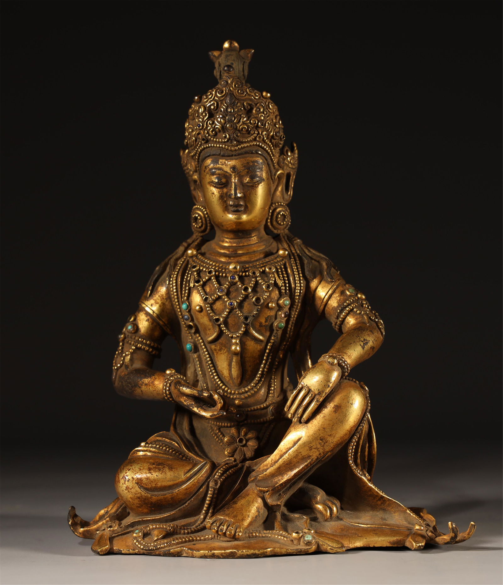 Gilt Bronze Buddha (1 of 10)