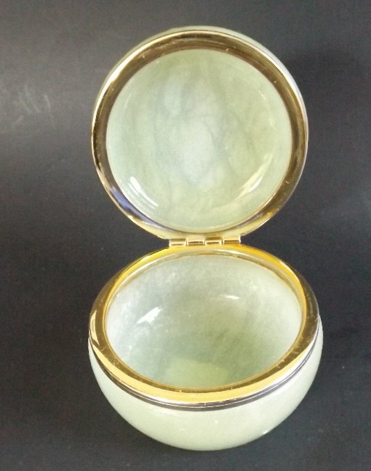 Italian Hand Carved Green Lidded Alabaster Box 1950s Aug 22 2020 Frost Nicklaus In Va