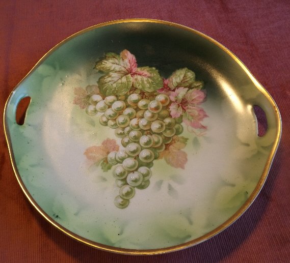 Bavarian Beyreuth Millar porcelain fruit platter 1880: Antique German Bavarian Cabinet porcelain fruit bowl / platter, two cut handles, marked "Beyreuth, Bavaria, Millar" [Royal Bayreuth?]; c. early 1880s; transfer design of fruits, wine and leaves, gold 