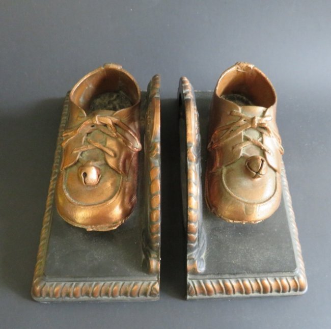 Vintage Set of 2 Mid Cendtury Metal Baby Shoe Bookends 1950s (1 of 8)