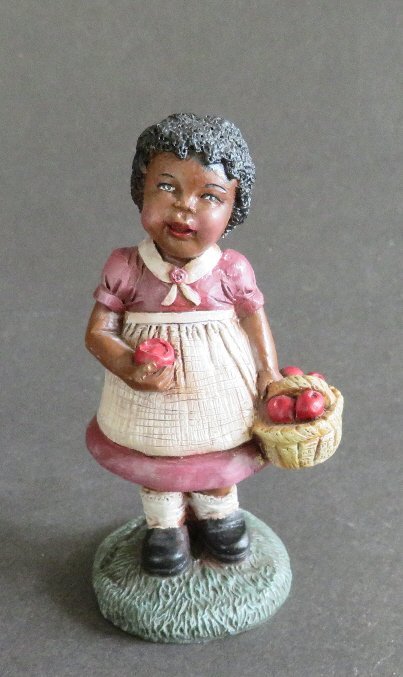 Little Girl with Apples, Vintage African American figurine 1992 (1 of 8)