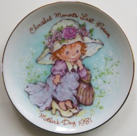 Cherished Moments Last Forever, 1981 Mother's Day Porcelain Plate, Avon