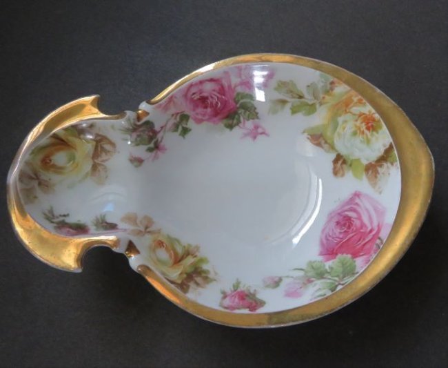 Antique Hermann Ohme Silesia Porcelain Bowl, 1900s Germany: Antique small Victorian porcelain bowl by Hermann Ohme, Nieder Salzbrunn, Silesia Germany, (now Szczawienko, Poland), 1900s-1910s. The mark includes the letter 'O' above a fancy letter 'H'. It was use