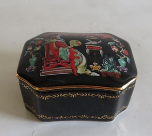 Vintage Porcelain Music Box, Song of the Nightingale, Franklin Mint 1988