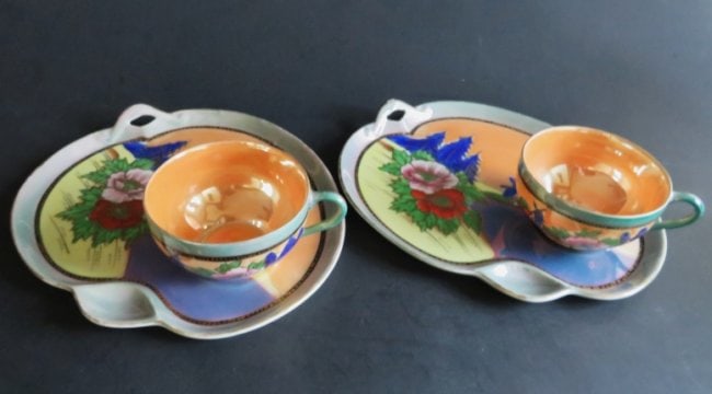 Set of 2 Japanese Hand-Painted Lusterware Tea Cups & Plates 1950s (1 of 9)