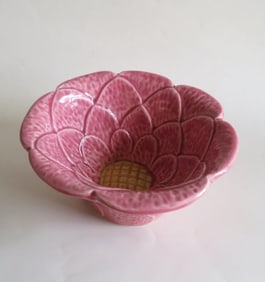 Mid Century Modern Flower Shaped Porcelain Bowl, California Pottery 1970s