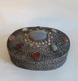Antique Hand-Crafted Silvery Filigree Jewelry Box, Tibetan, India 1900s