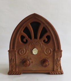 Vintage Small Cathedral Radio, 1960-70s Hong Kong, Works