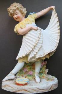 Large Sculpture, 1880s Heubach Porcelain Girl, Ballet Dancer, Germany: Large antique Victorian porcelain sculpture, girl with a tambourine dancing Italian Tarantella. A fine work by Gebruder Heubach, Thuringia, Germany, 1880s-1900s; unmarked. Precisely painted face of th