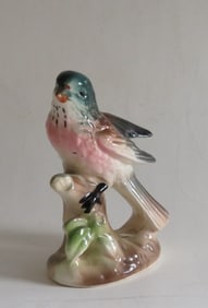 Bird on Tree Stump, Hand Painted Porcelain Figurine, Marked Robin