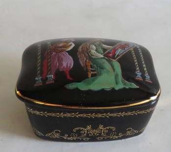 Vintage Porcelain Music Box, Raymonda Melody, Franklin Mint, 1988: Fine porcelain music box, playing "Raymonda", Art Nouveau design by Natasha Beshenkovsky, Franklin Mint collectors' series "Masterpieces of the Russian Ballet," issued 1988. Fine porcelain with colorf