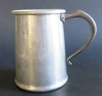 Vintage Aluminum Tankard, Mug, Tin Handle, 1940s Italy: Vintage Aluminum tankard with a tin handle, marked on the bottom "Made in Italy" c.1940s-1960s. The tankard is 5&rdquo; [12.7cm] tall; 3.3/4&rdquo; [9.6cm] across at the bottom; 3.1/4&rdquo; [3.3cm] a