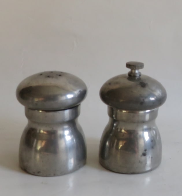 Vintage Set, Raimond Steel Salt Shaker & Pepper Mill Grinder, Italy 1950s (1 of 8)