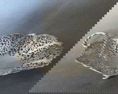 Vintage Filigree Lovelace, 3-footed Silver Plated Bowl, Rogers 1428: Vintage filigree “Lovelace pattern&rdquo; three-footed silver plated bowl with handle, marked on the bottom "WM Rogers, EPNS, 1428". The bowl c.6.5" [16.5cm] including handle and c. 1.3/4" [4.4cm] d