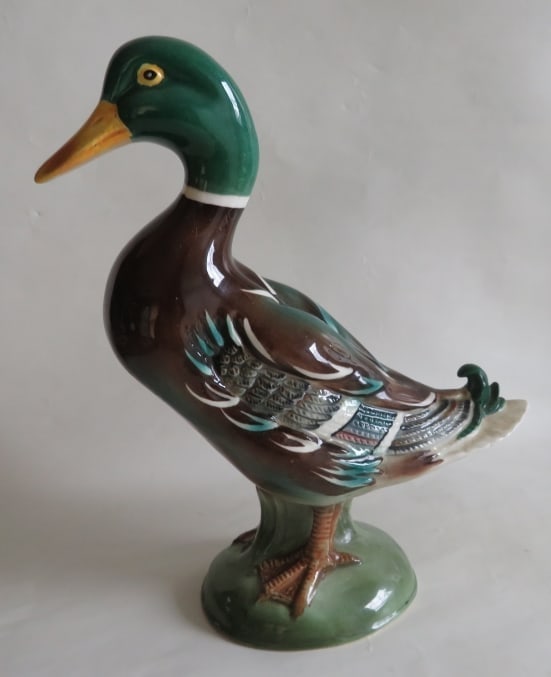 Mallard Duck Porcelain Figurine, Vintage Andrea Sadek, 1970s, Japan: Vintage Mallard Duck porcelain figurine, by Andrea Sadek, 1970s-1980s, marked on the bottom, the original silvery label "Andrea by Sadek, made in Japan" is present. Hand painted and glazed porcelain.