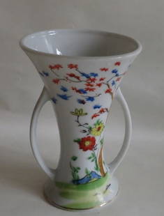 Vintage Japanese Hand Painted Porcelain Art Deco Vase, Takito 1930s: Vintage hand painted Art Deco porcelain vase, by Takito, Japan, 1930s. Fine semi-translucent porcelain. The vase is 6" [15.2cm] tall, 4" 10.2cm] across at the top and 3" at the bottom, c. 4" [10.2cm]