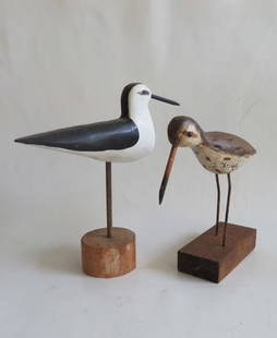 Lot of 2 Vintage Wooden Sea Bird Figurines on Wood Base, Hand Painted: Vintage set of two [2] hand painted wooden Sea Bird figurines standing on wooden base, unmarked. The black-white painted bird c.8" [20.3cm] tall; c.7.1/2" [19cm] long, c.1.1/4" [3.2cm] x c.2.1/4" [5cm