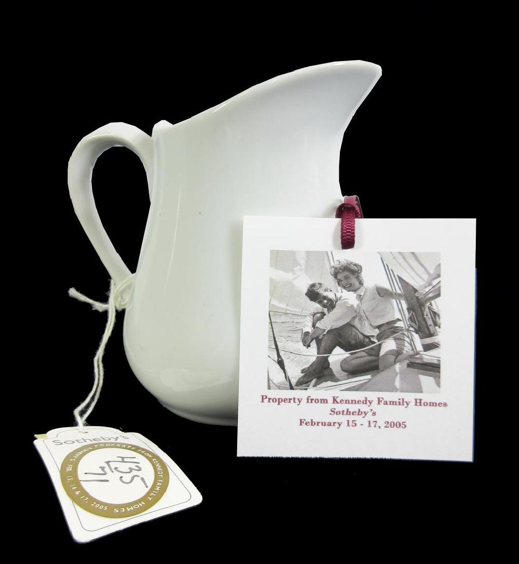 Kennedy Owned Vintage Stoneware Creamer (1 of 7)