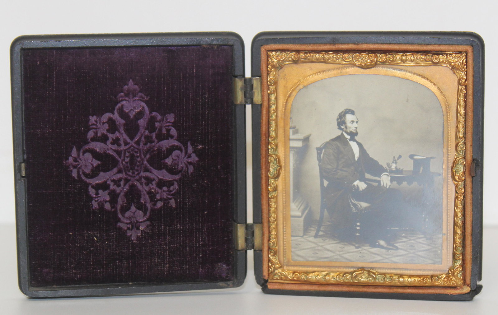 Abraham Lincoln Meserve Photo W. Stunning Folding (1 of 4)